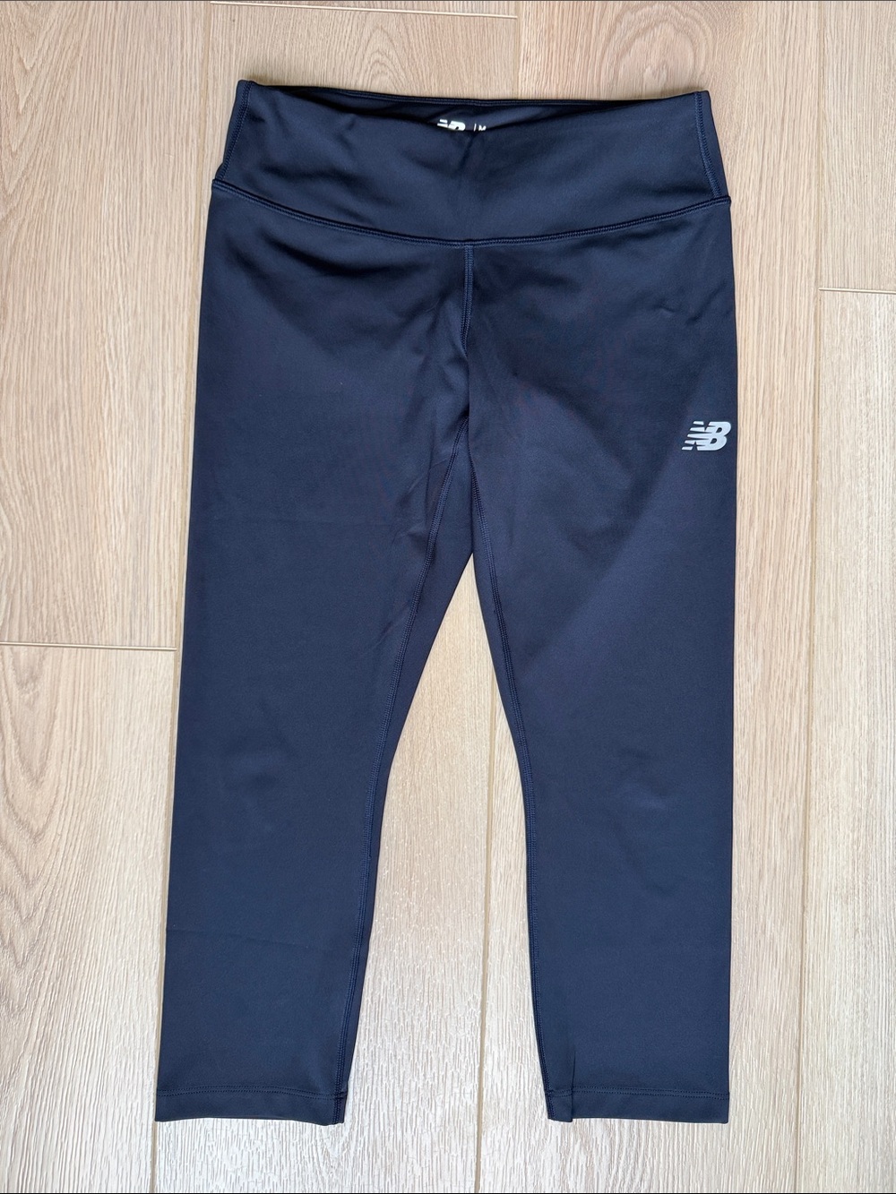 New Balance Navy Capri Leggings Women's Performance Cropped Workout Pants Size M